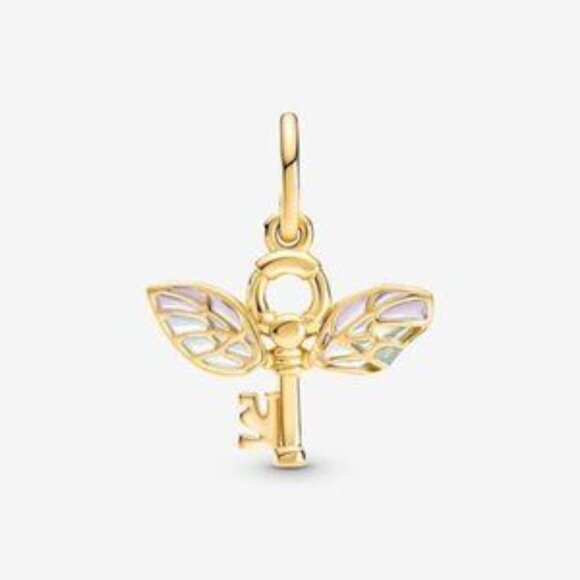 Pandora Harry Potter, Winged Key Pendant - Picture 3 of 5